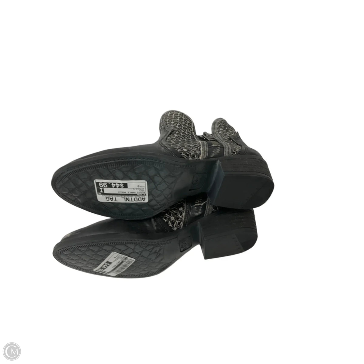 Boots Ankle Heels By Cma In Grey, Size: 9