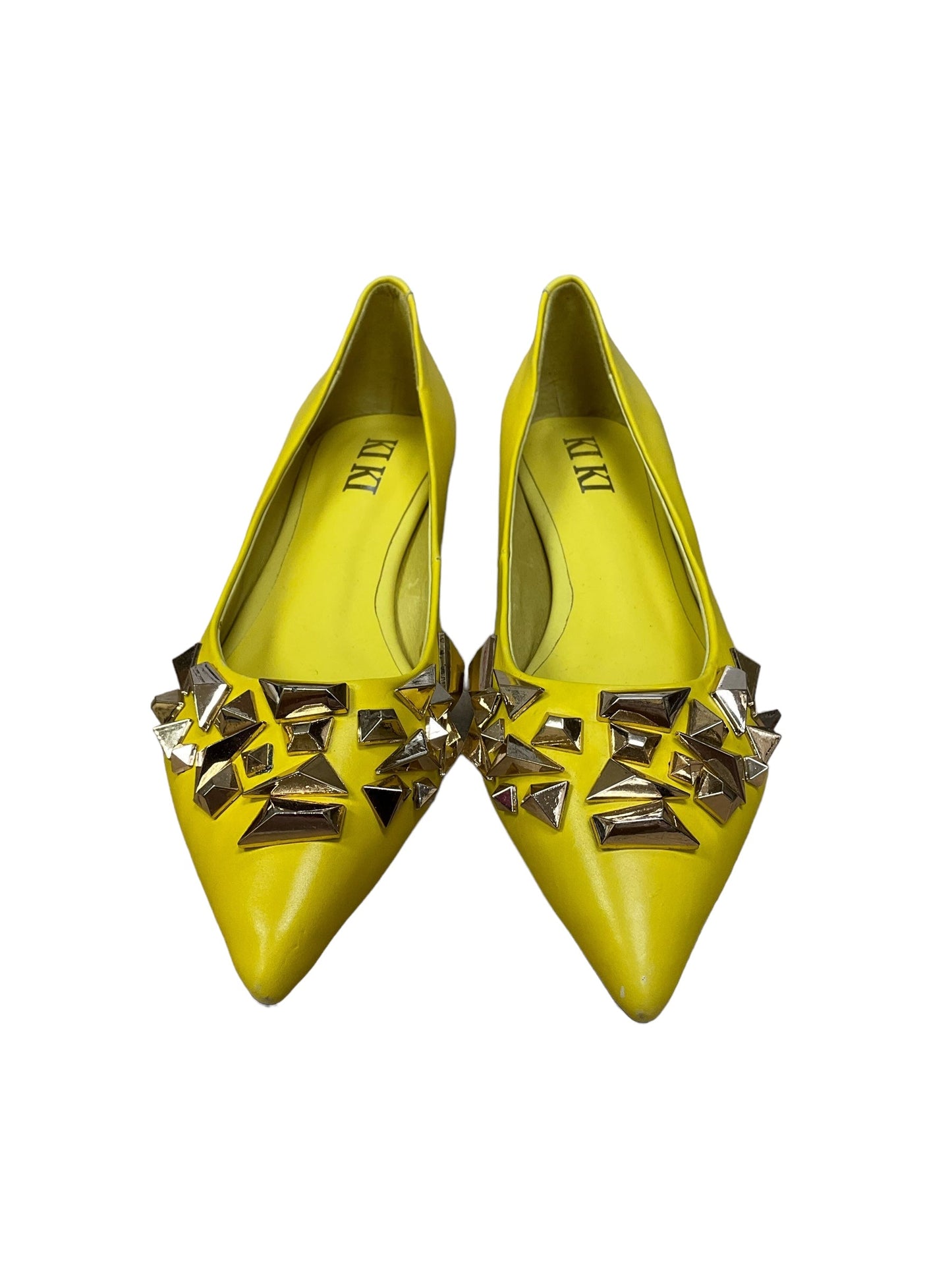 Yellow Shoes Flats Cmc, Size 6
