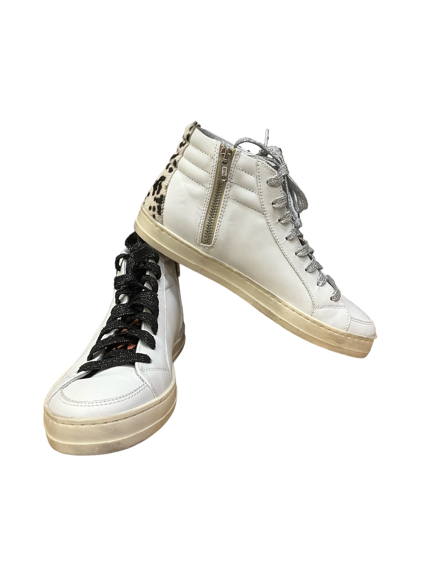 White Shoes Sneakers P448, Size 7