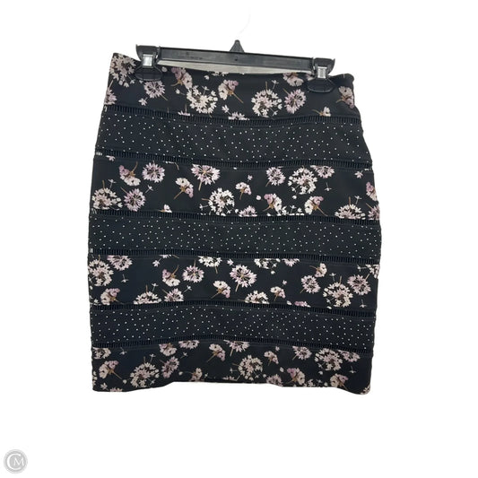 Skirt Mini & Short By White House Black Market In Black, Size: 6