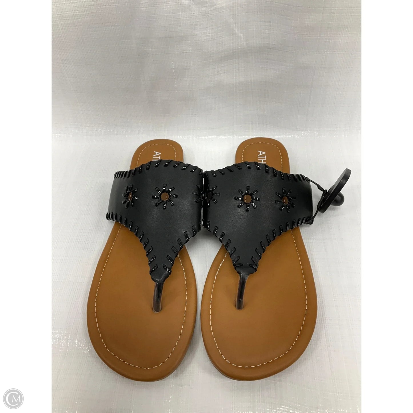 Sandals Flats By Clothes Mentor In Black, Size: 10