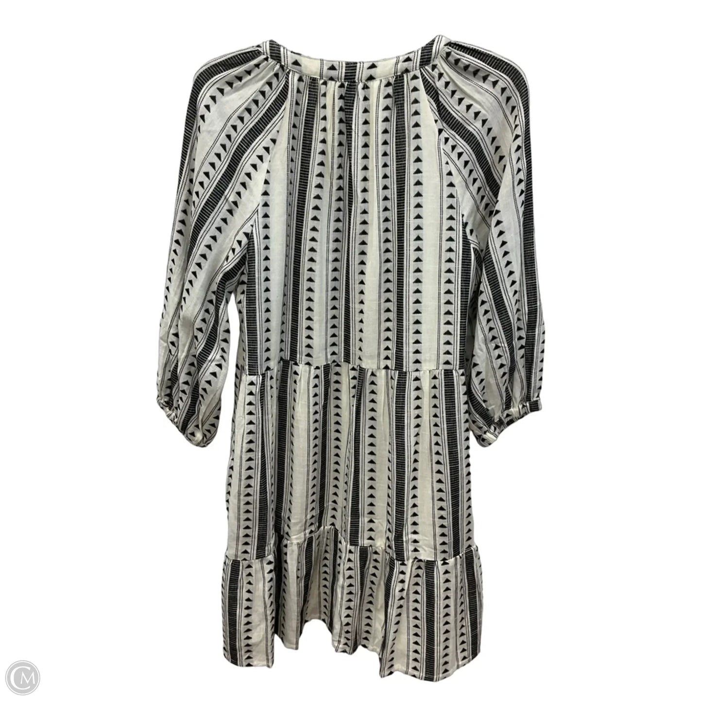 Dress Casual Short By Evereve In Black & White, Size: S