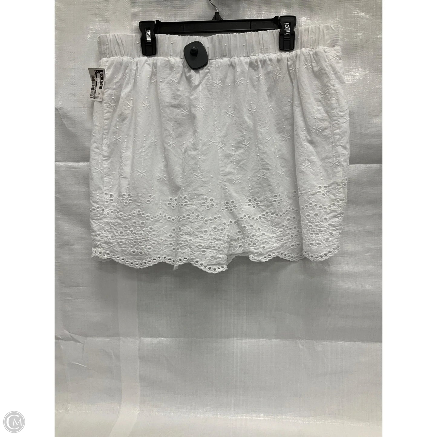 Shorts By Ophelia Roe In White, Size: 1x