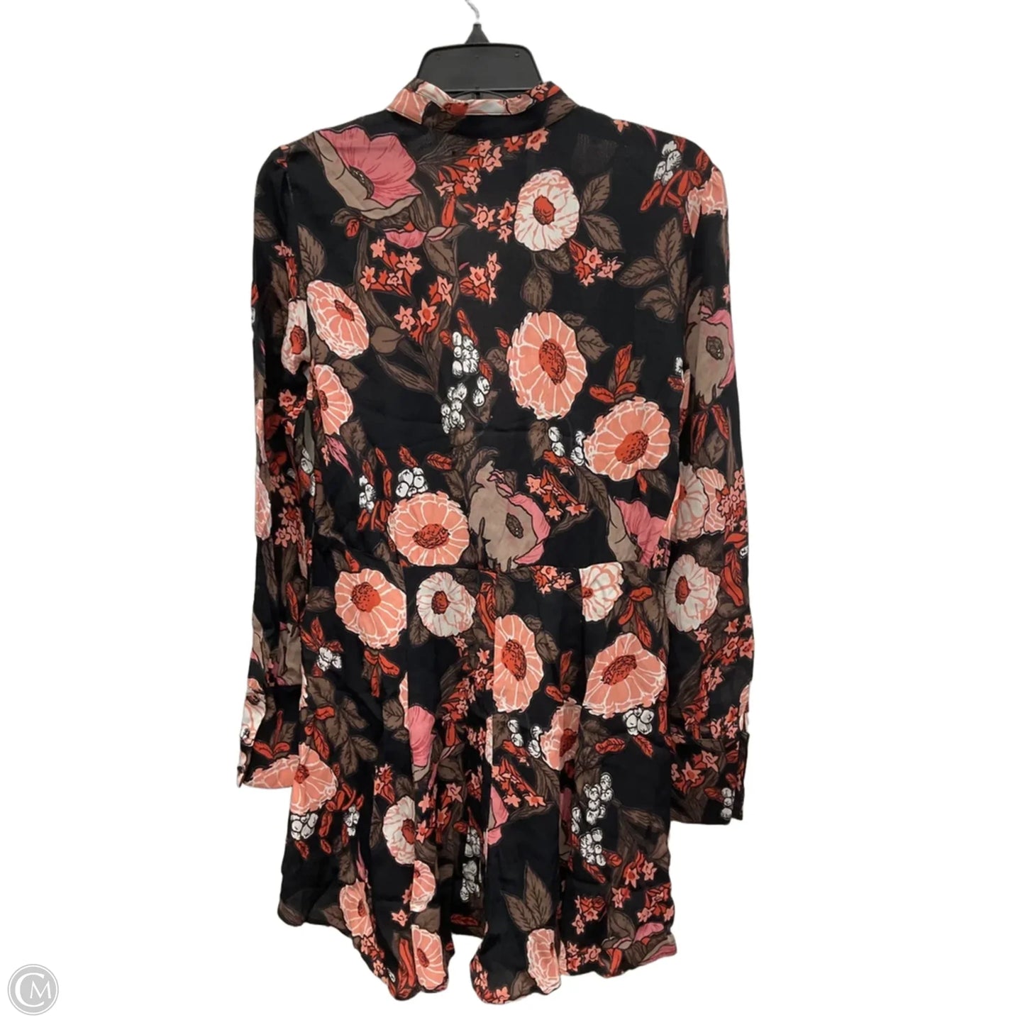 Dress Casual Short By Reformation In Black & Pink, Size: S