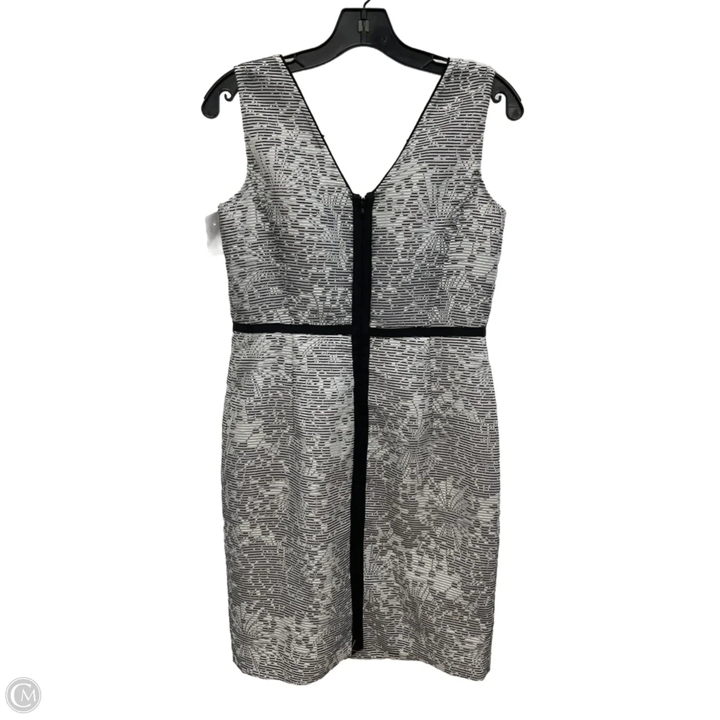 Dress Casual Short By Ann Taylor In Black & White, Size: 4p