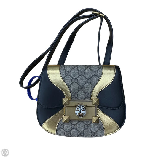 Crossbody Luxury Designer By Gucci, Size: Medium