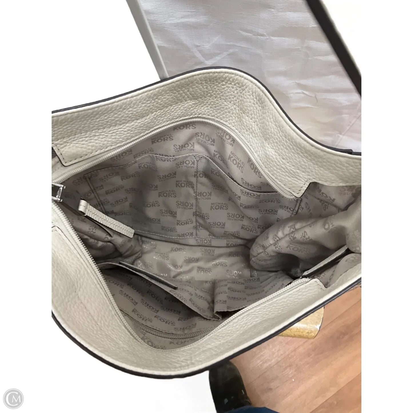 Crossbody By Michael By Michael Kors, Size: Large