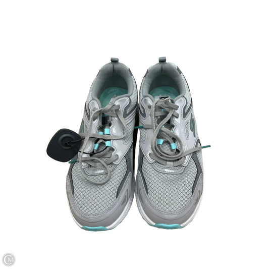 Shoes Athletic By Skechers In Grey, Size: 11