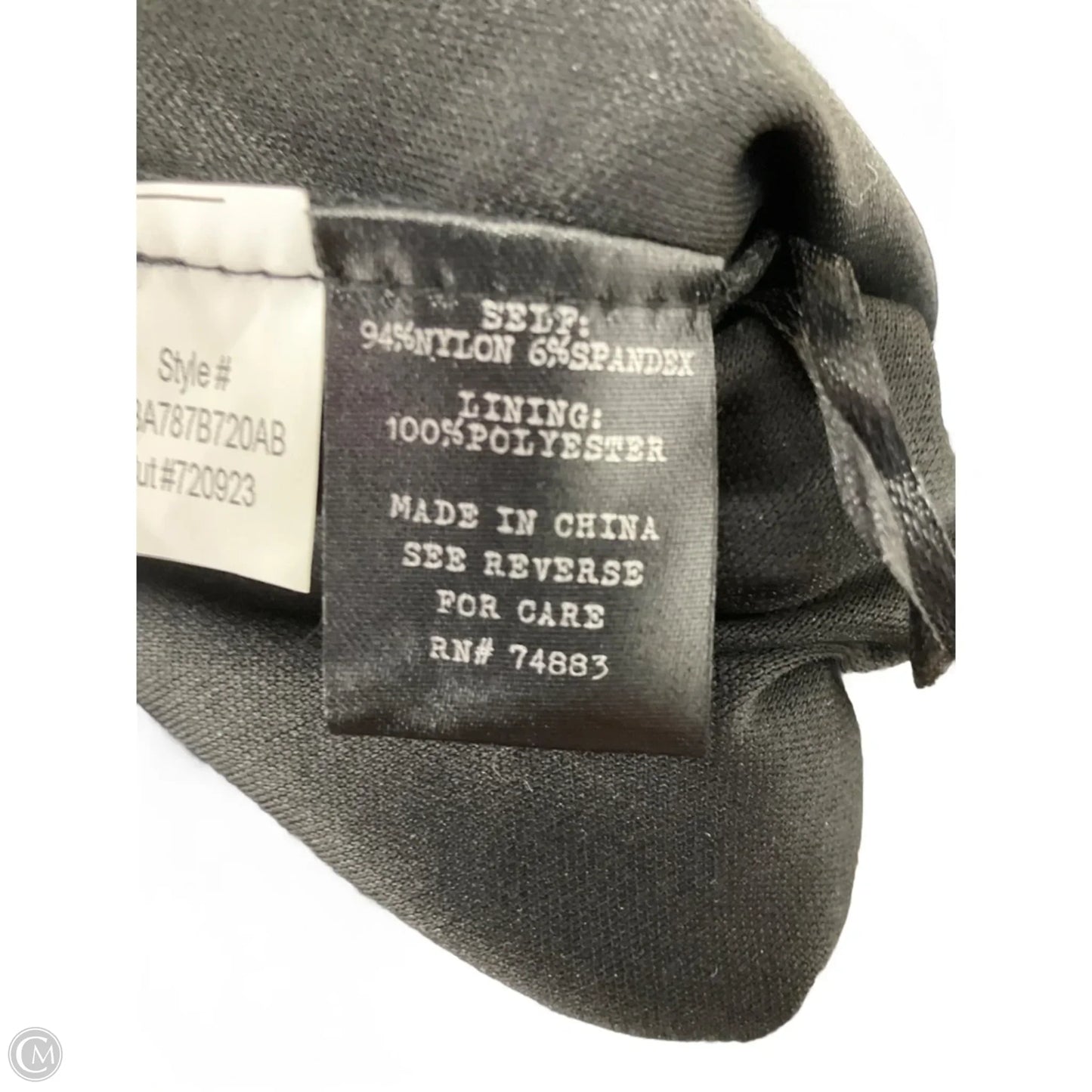 Top Sleeveless By Adiva In Black, Size: L