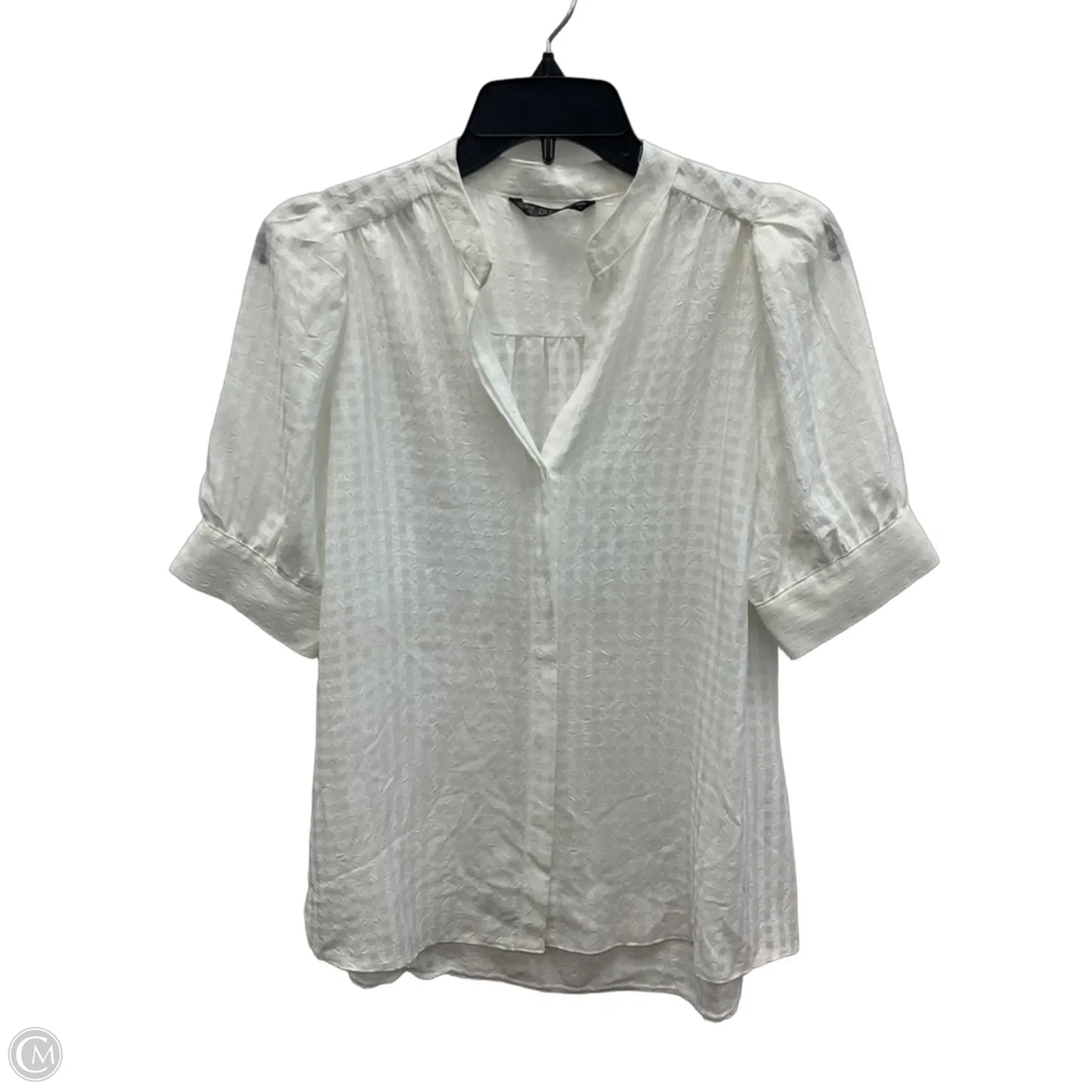 Blouse Short Sleeve By Clothes Mentor In White, Size: L