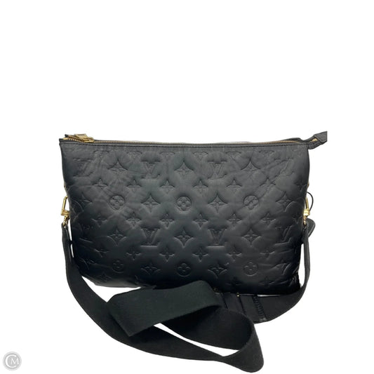 Crossbody Luxury Designer By Louis Vuitton, Size: Medium