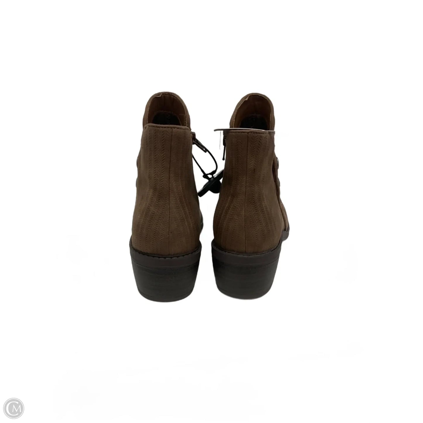 Boots Ankle Flats By Bare Traps In Brown, Size: 8