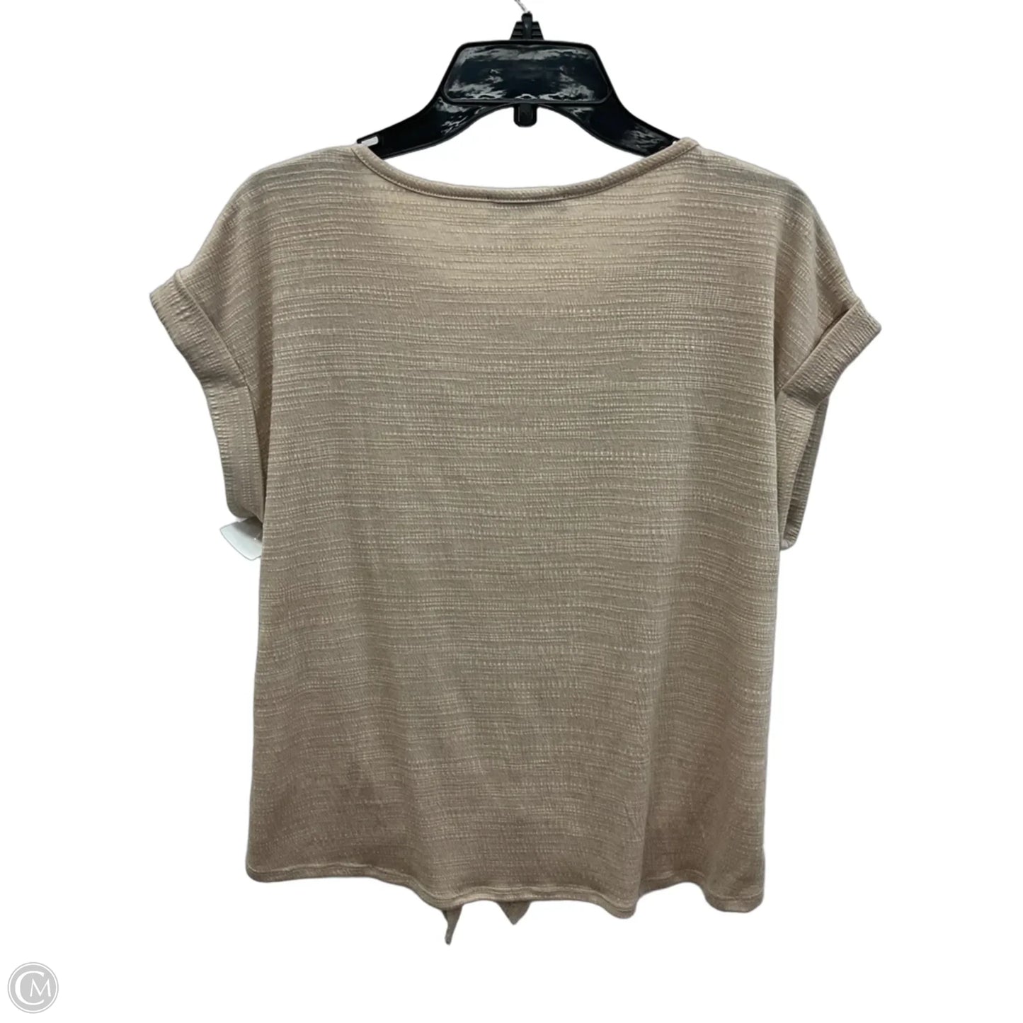 Top Short Sleeve By Cable And Gauge In Beige, Size: M
