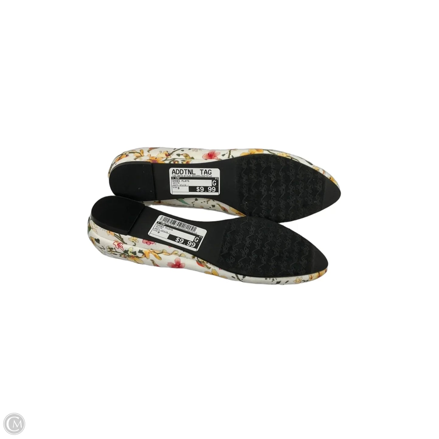 Shoes Flats By Cmf In White, Size: 9
