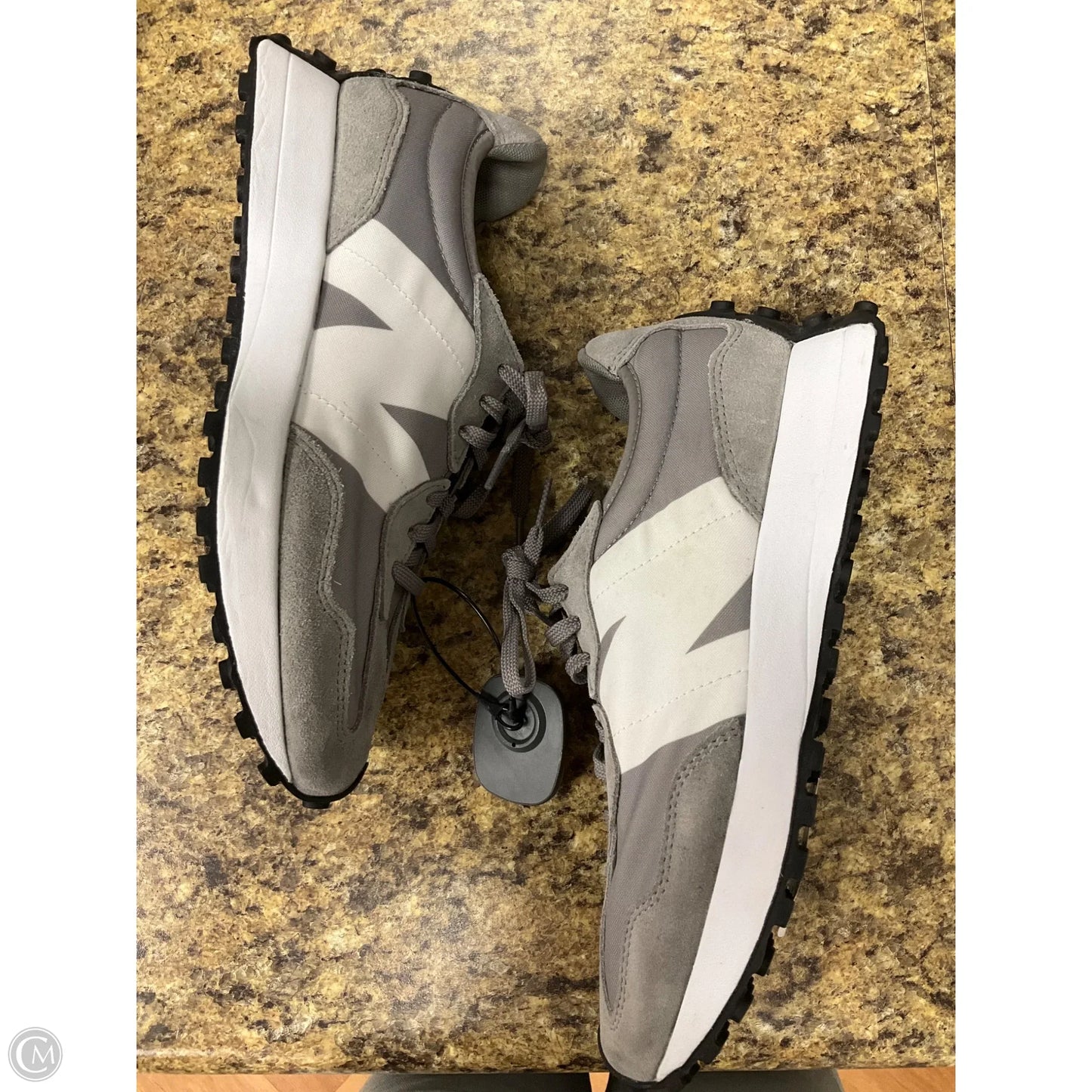 Shoes Athletic By New Balance In Grey, Size: 9.5