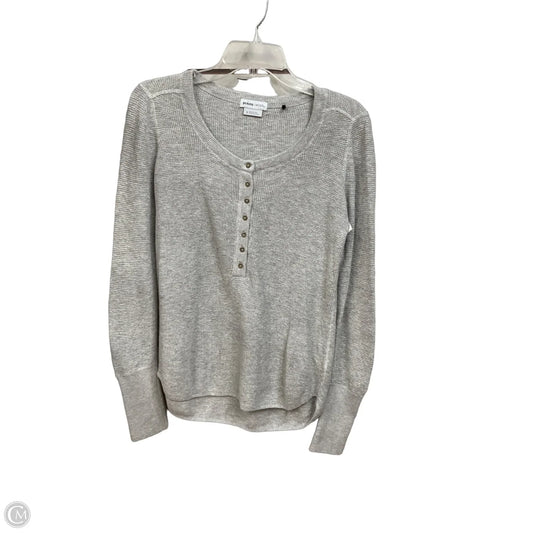 Top Long Sleeve By Prana In Grey, Size: S