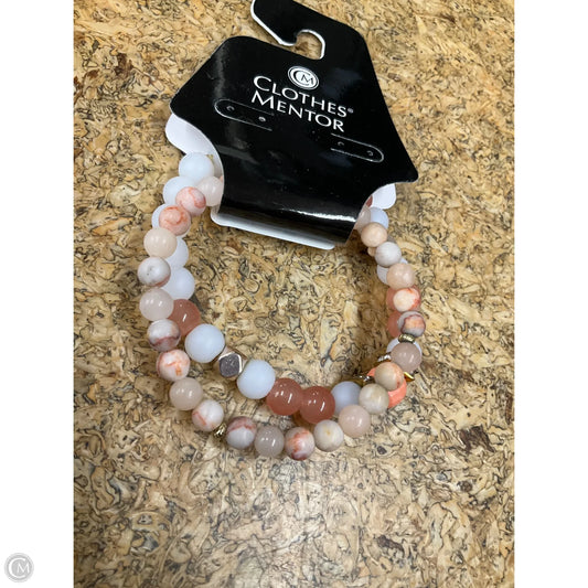Bracelet Beaded By Clothes Mentor, Size: 02 Piece Set