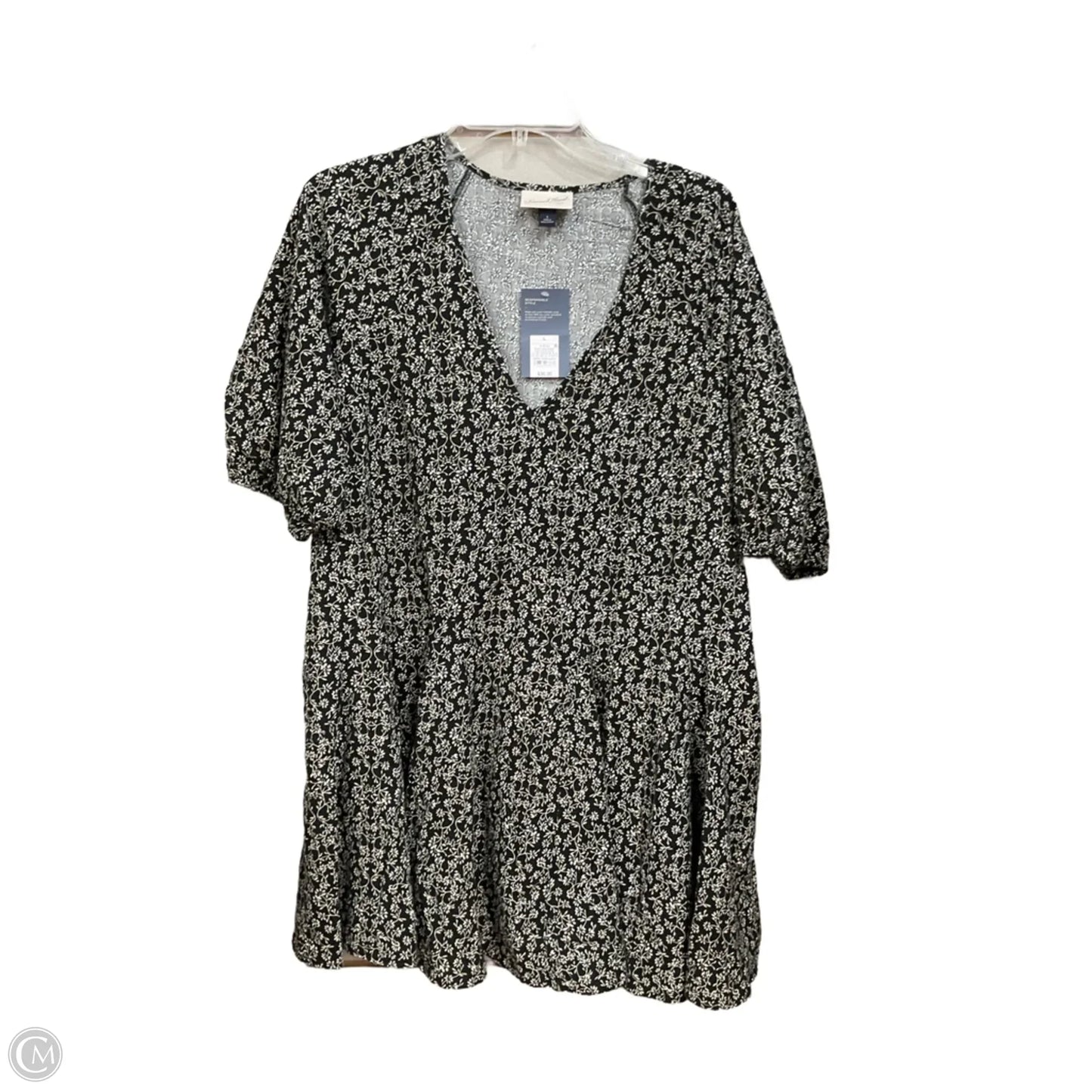 Tunic Short Sleeve By Universal Thread In Floral Print, Size: L