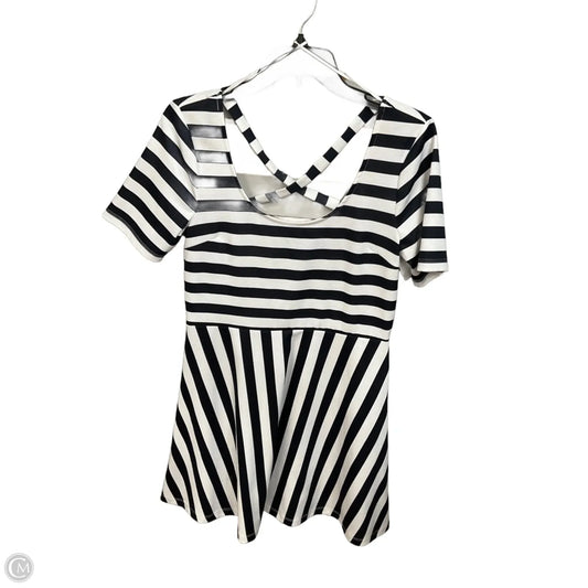 Dress Casual Short By H&m In Striped Pattern, Size: M