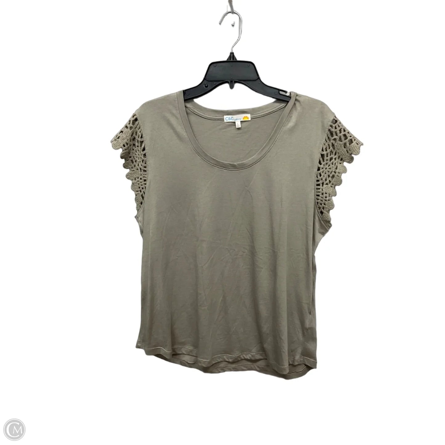 Top Short Sleeve By C And C In Green, Size: L