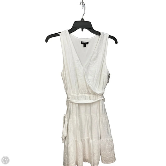 Dress Casual Short By Express In White, Size: Xs