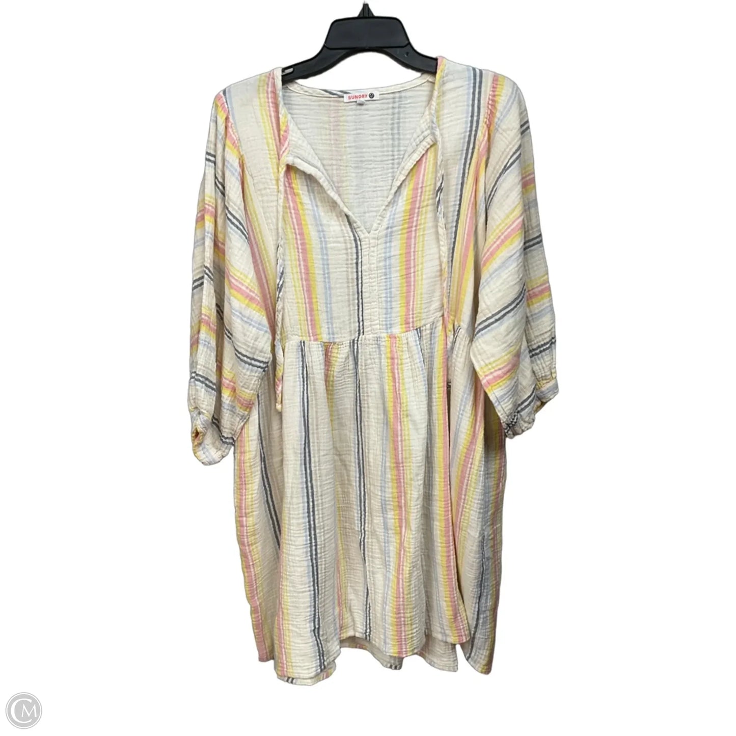 Dress Casual Short By Sundry In Striped Pattern, Size: M