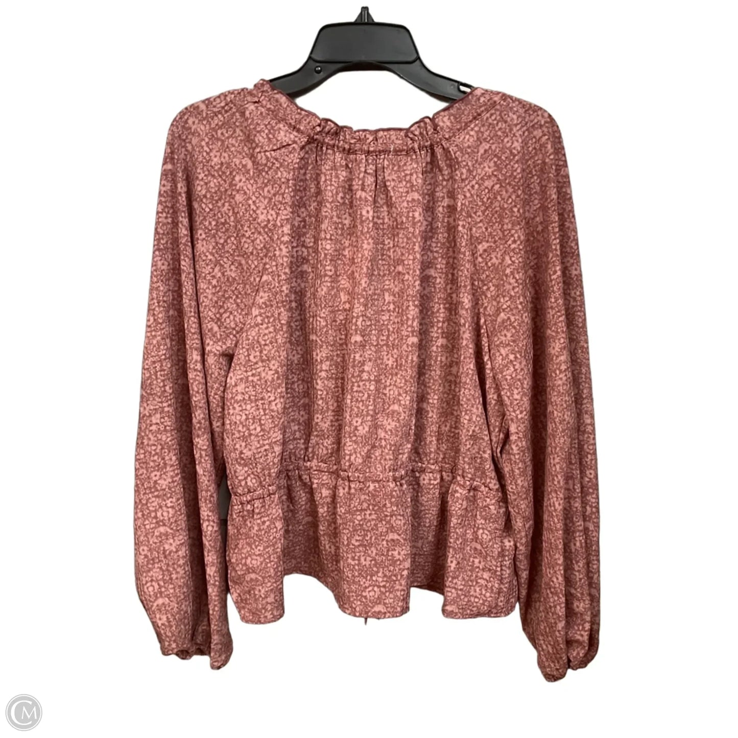 Top Long Sleeve By Universal Thread In Pink, Size: L