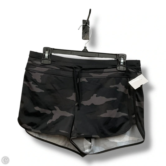Athletic Shorts By Athleta In Camouflage Print, Size: S
