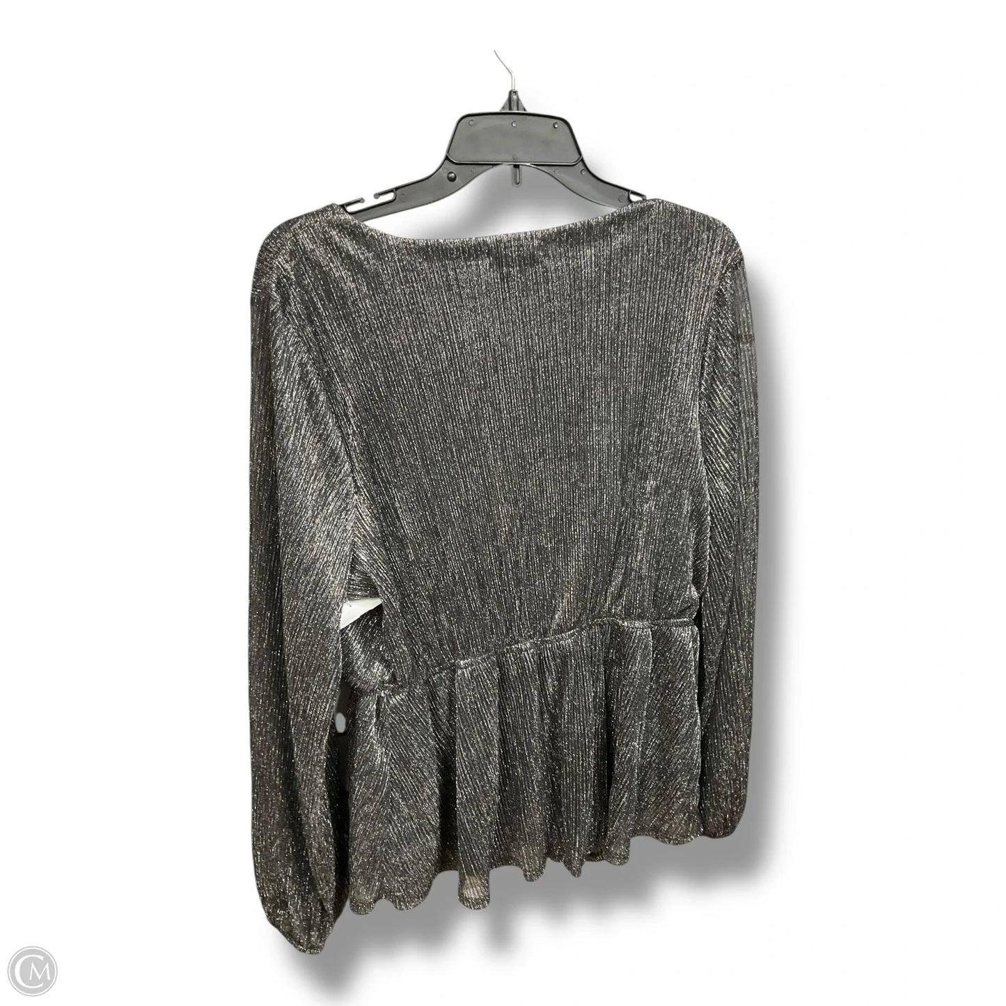 Top Long Sleeve By Maurices In Silver, Size: Xl
