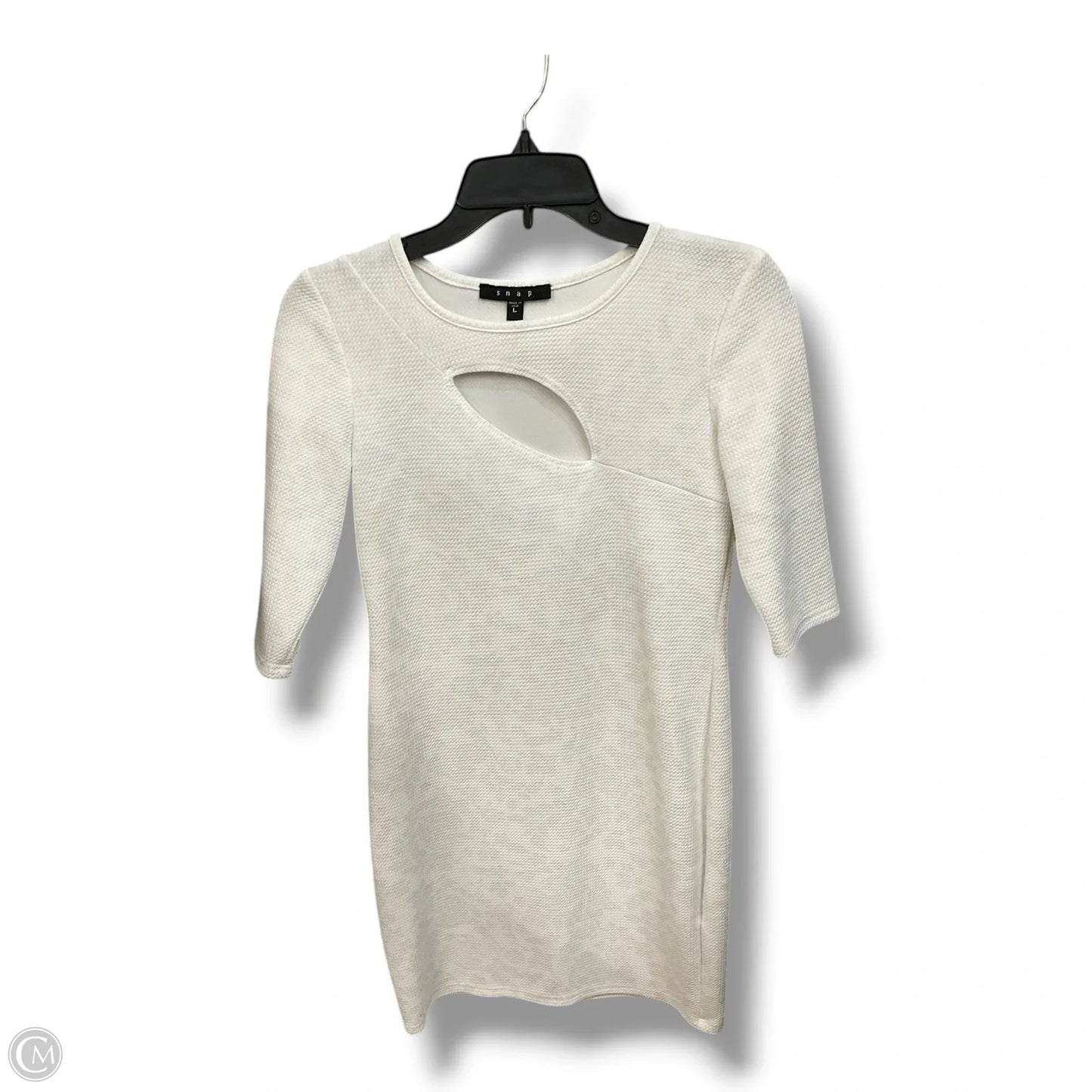 Dress Casual Short By Snap In White, Size: L