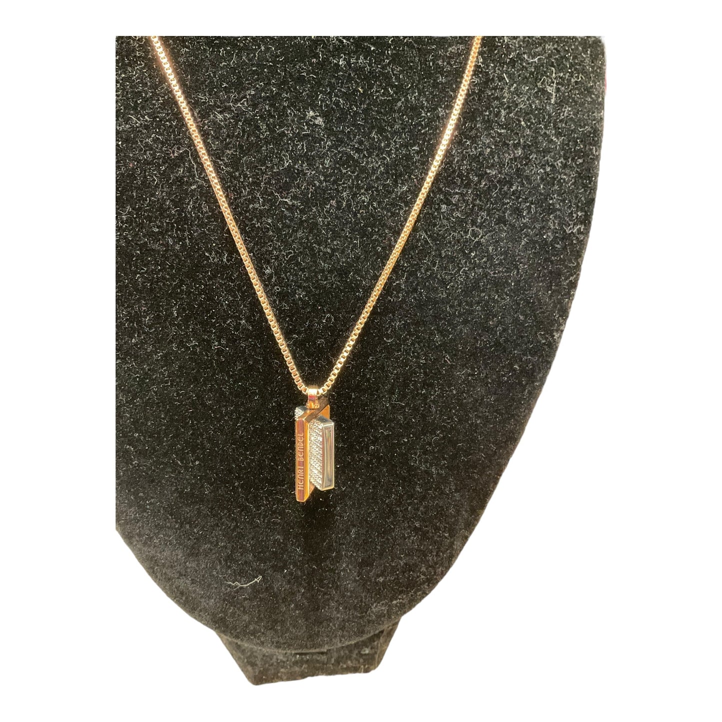 Necklace Pendant Henri Bendel