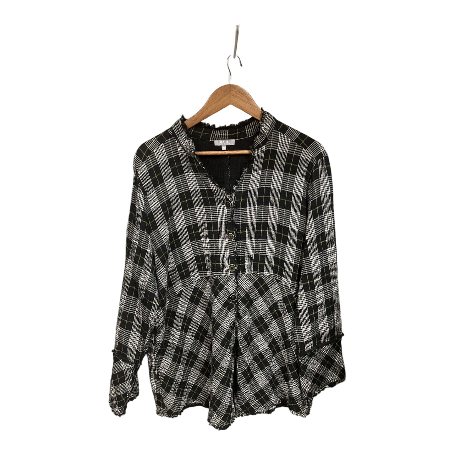 Top Long Sleeve By Habitat In Plaid Pattern, Size: L