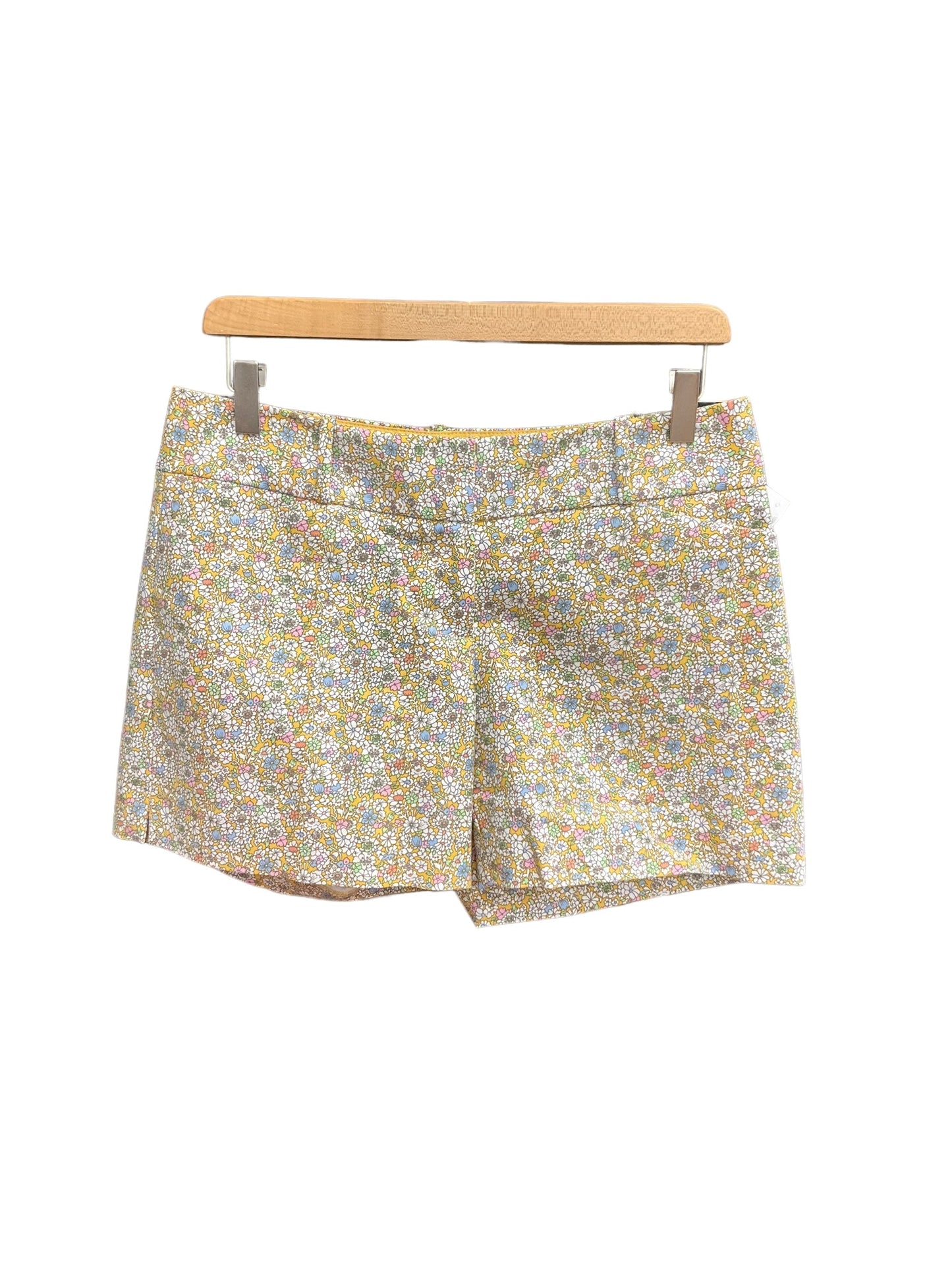 Beige Shorts Limited, Size 6