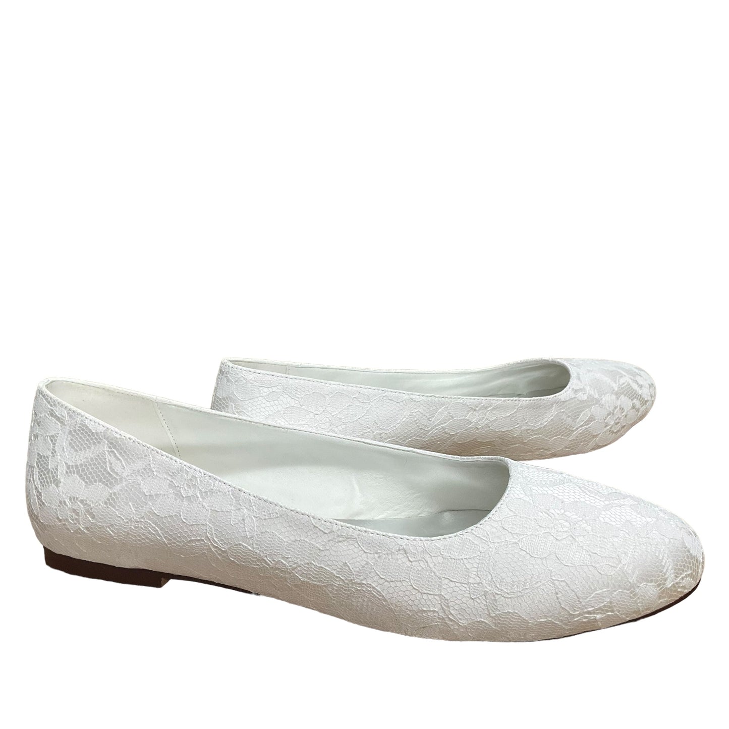 White Shoes Flats Clothes Mentor, Size 11