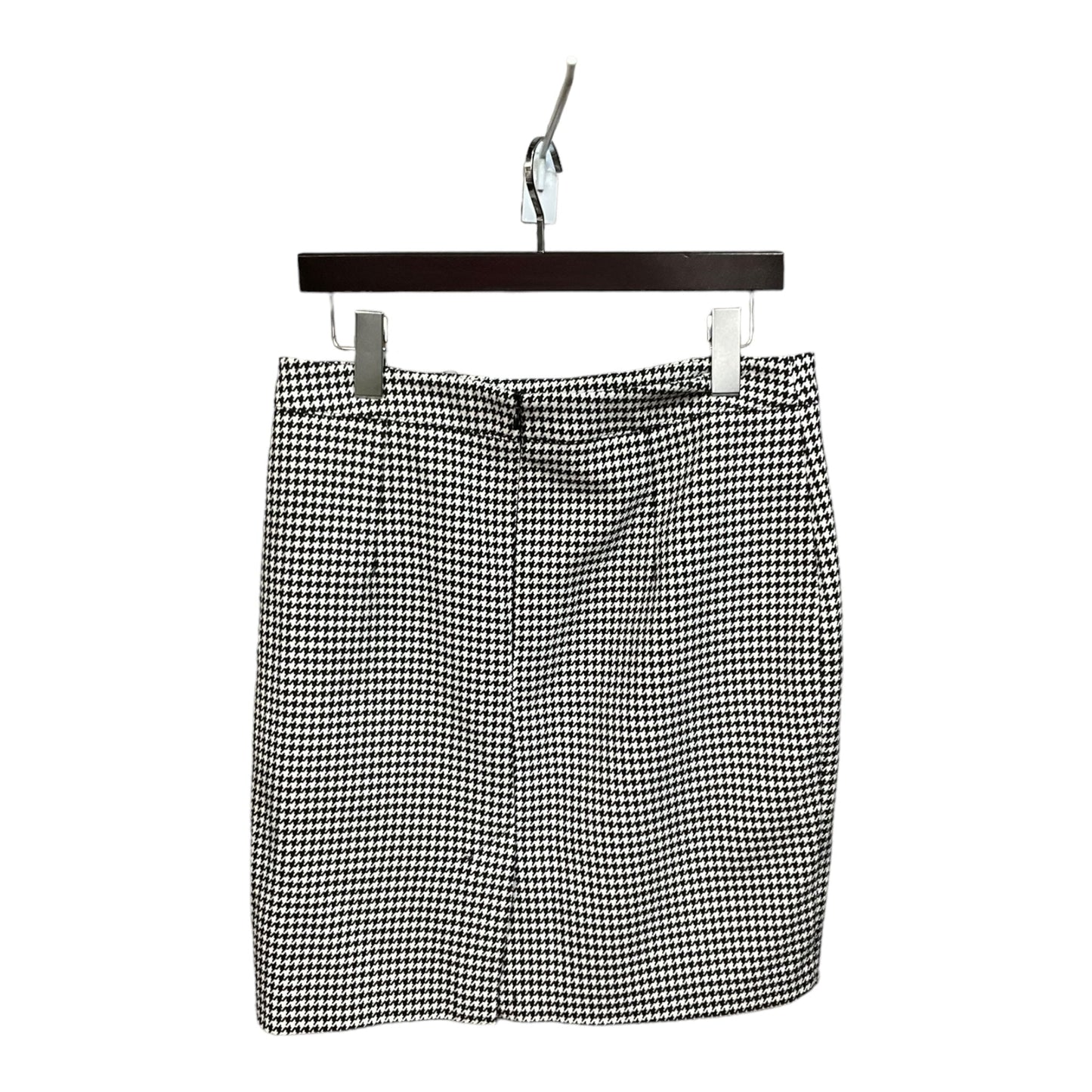 Skirt Mini & Short By H&m In Checkered Pattern, Size: M