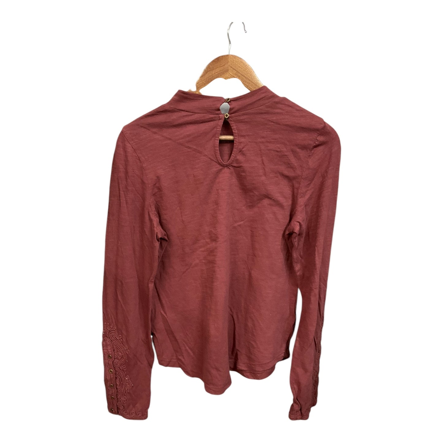 Top Long Sleeve By We The Free In Red, Size: M