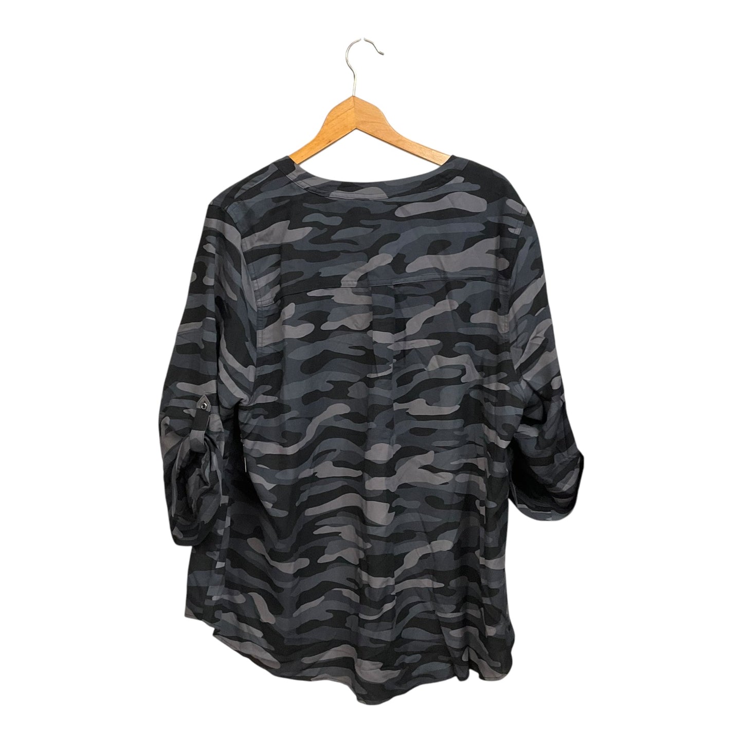 Blouse 3/4 Sleeve By Torrid In Camouflage Print, Size: 3x