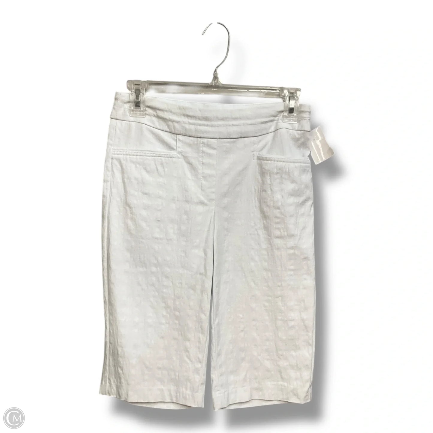 Shorts By Clothes Mentor In White, Size: 4
