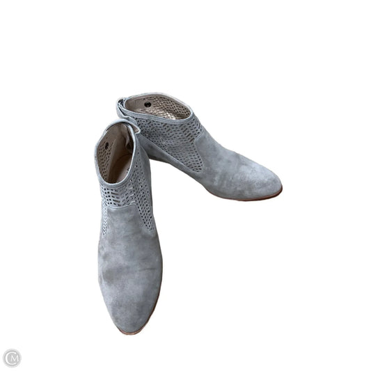 Boots Ankle Heels By Via Spiga In Taupe, Size: 8