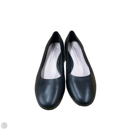 Shoes Flats By Ecco In Black, Size: 6