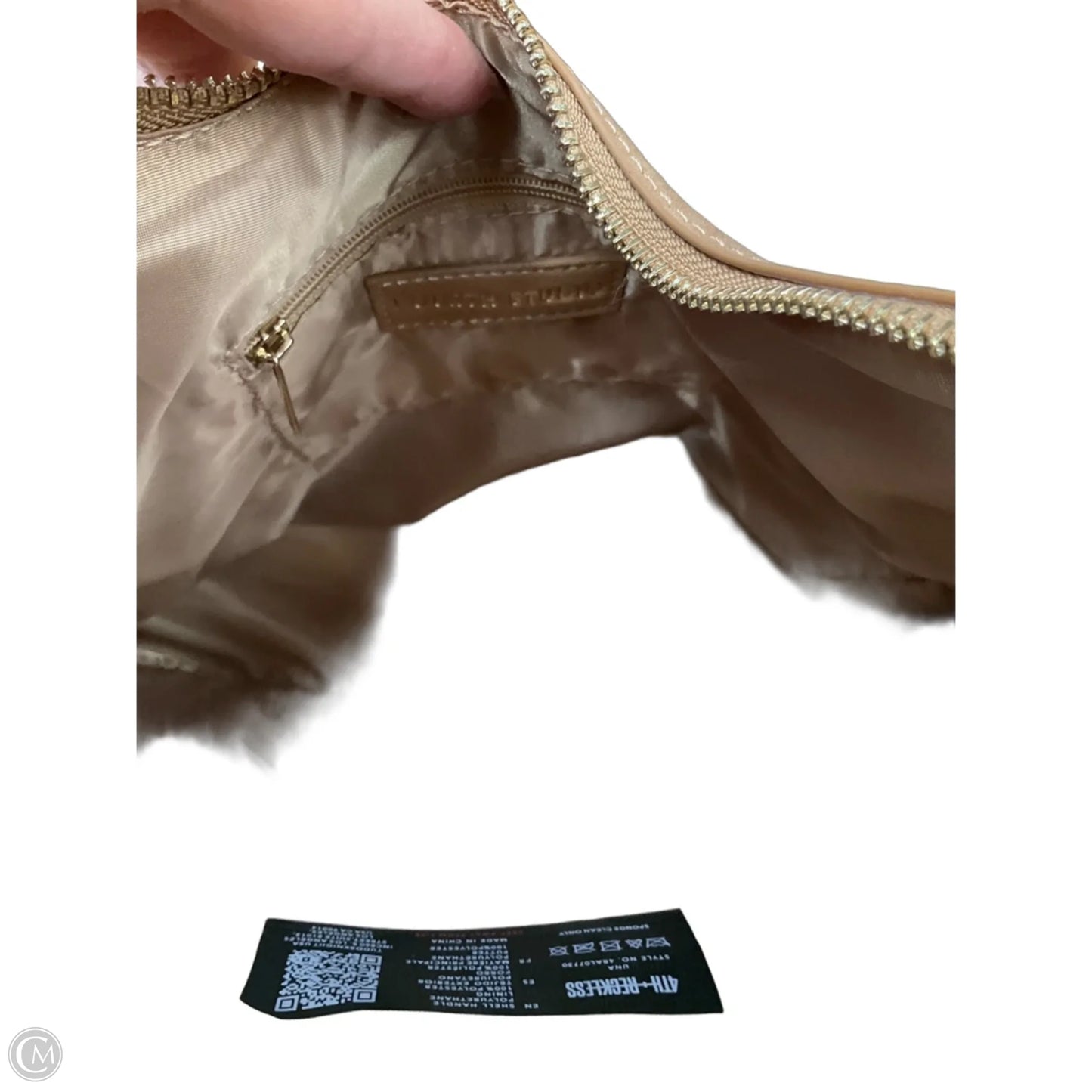 Handbag By Clothes Mentor, Size: Medium
