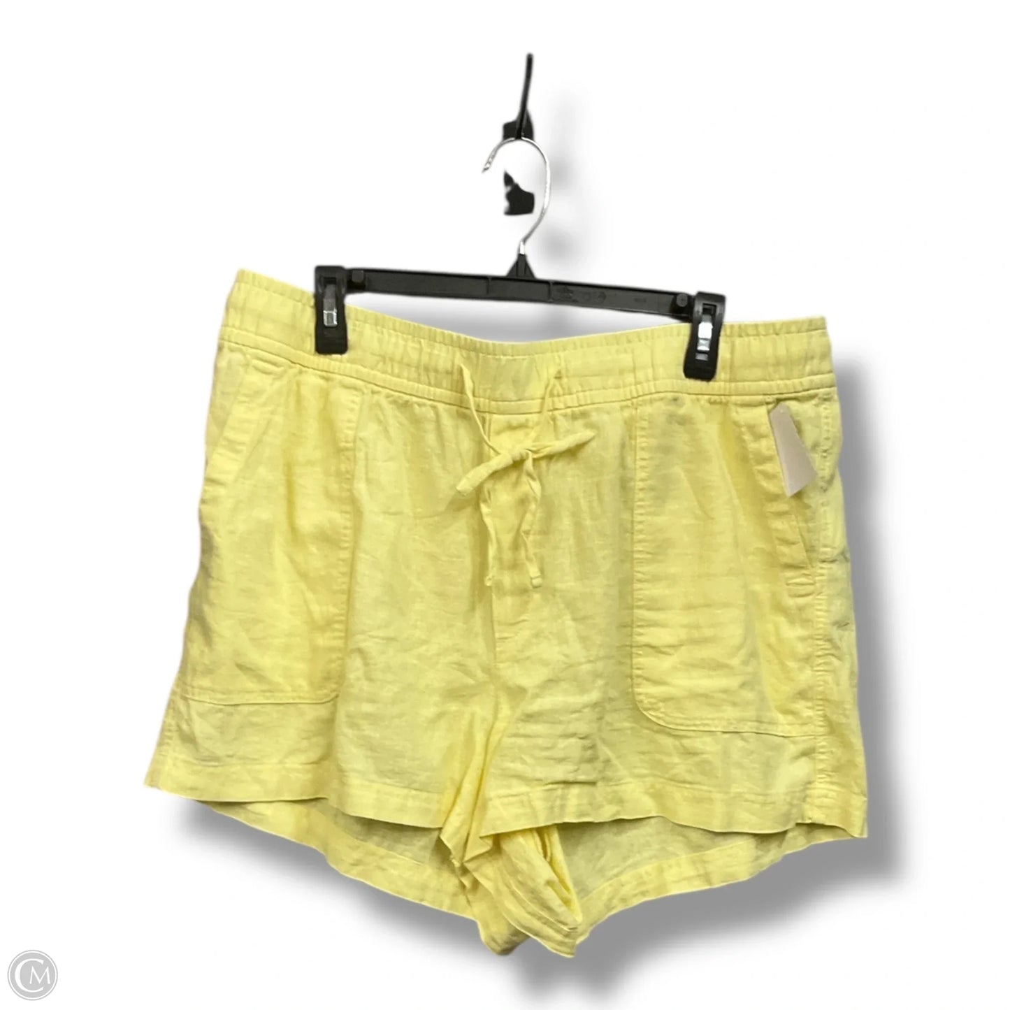 Shorts By Gap In Yellow, Size: Xl