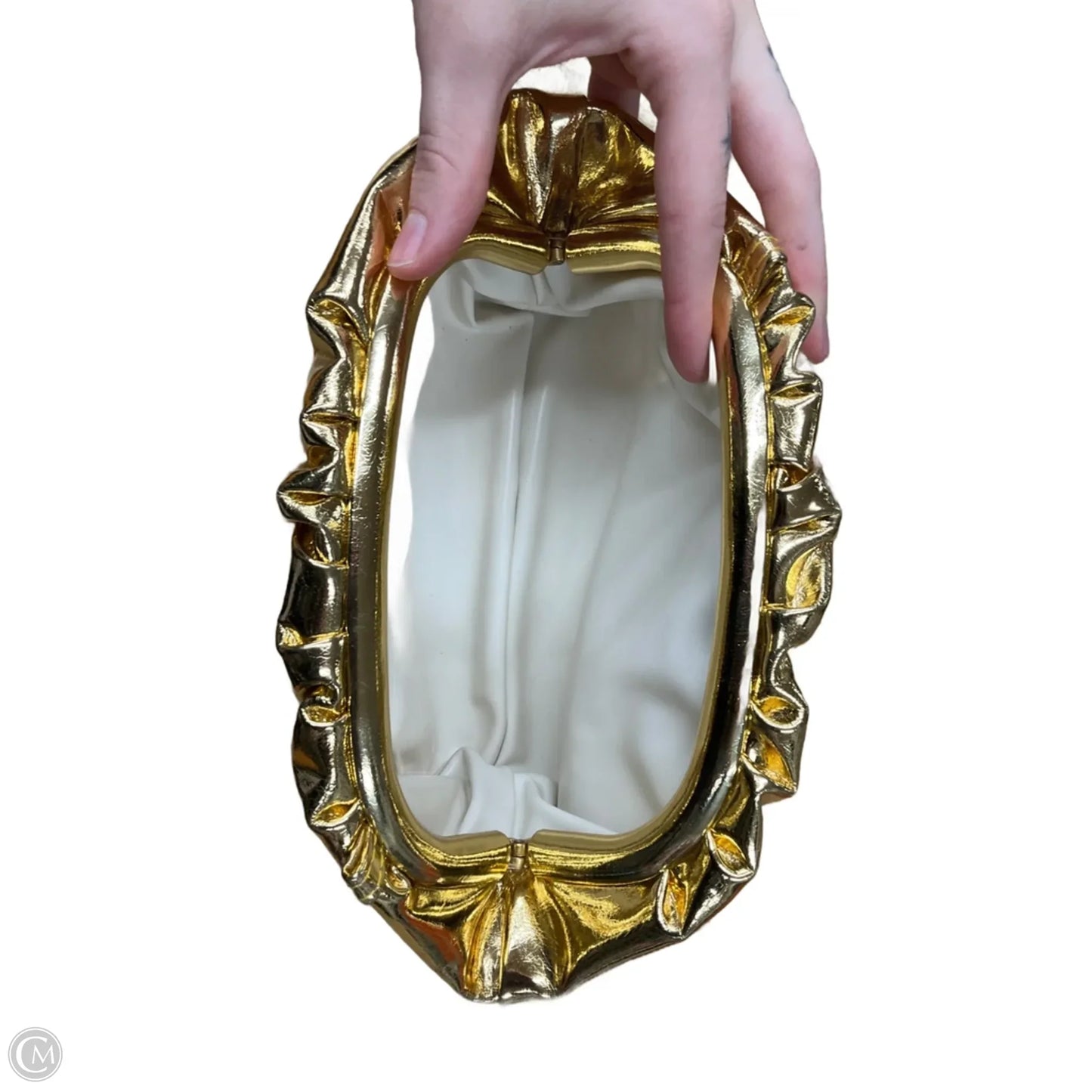 Clutch By Clothes Mentor, Size: Medium