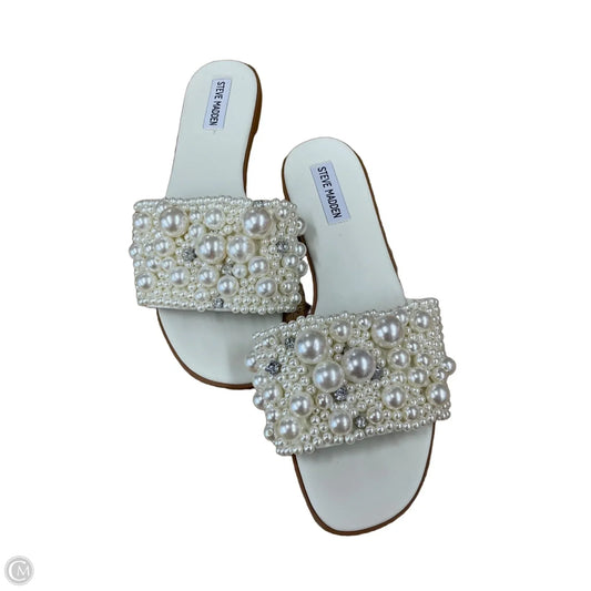 Sandals Flats By Steve Madden In White, Size: 10