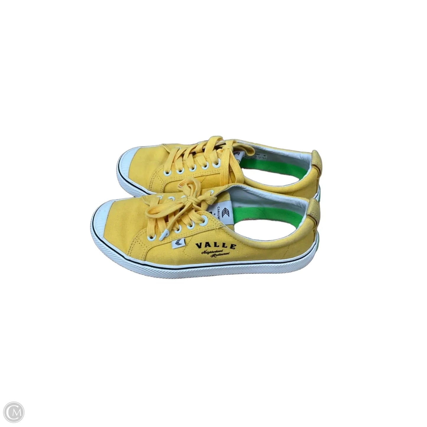 Shoes Sneakers By Cariuma In Yellow, Size: 8