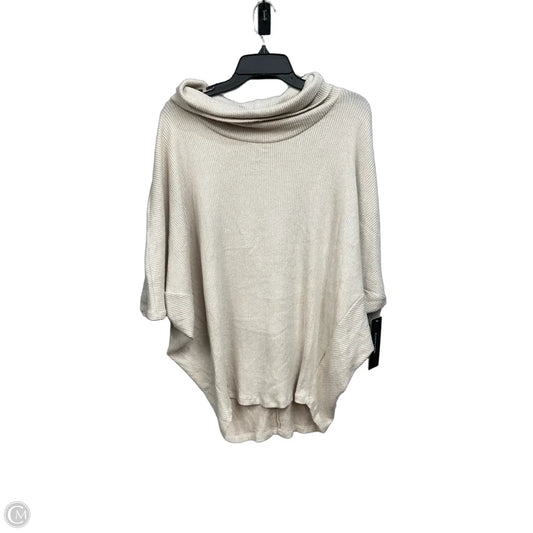 Top Short Sleeve By Cme In Beige, Size: M