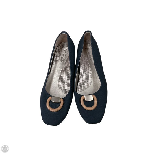 Shoes Flats By Bare Traps In Black & Brown, Size: 7.5
