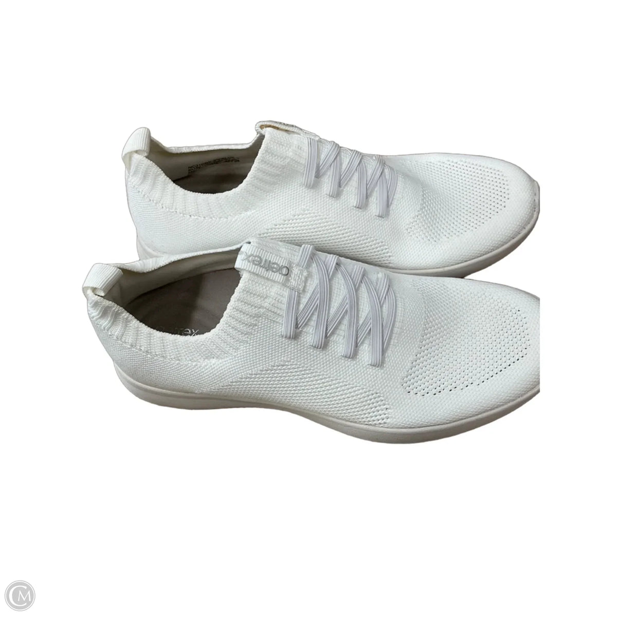 Shoes Sneakers By Aetrex In White, Size: 6