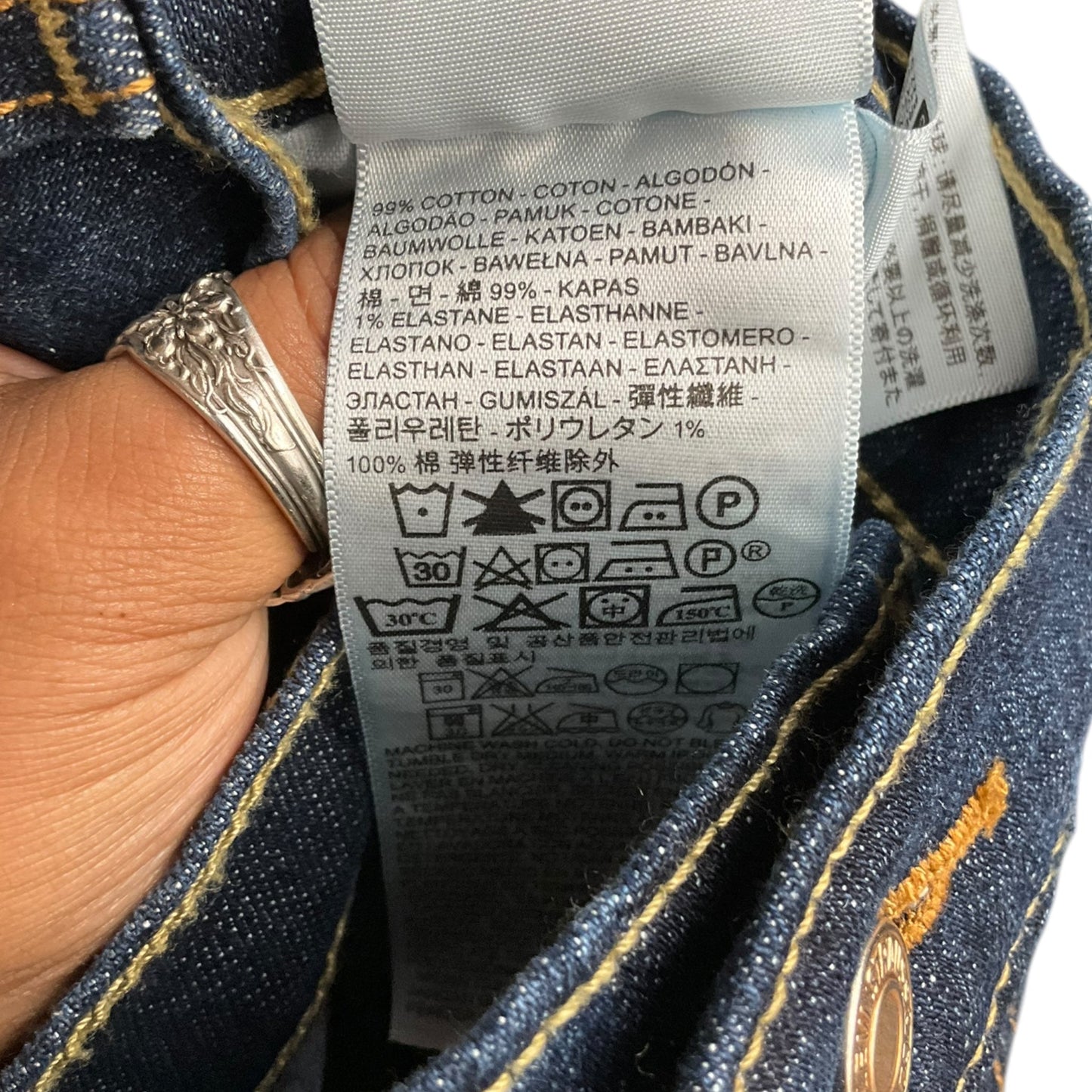 Jeans Straight By Levis In Blue Denim, Size: 8