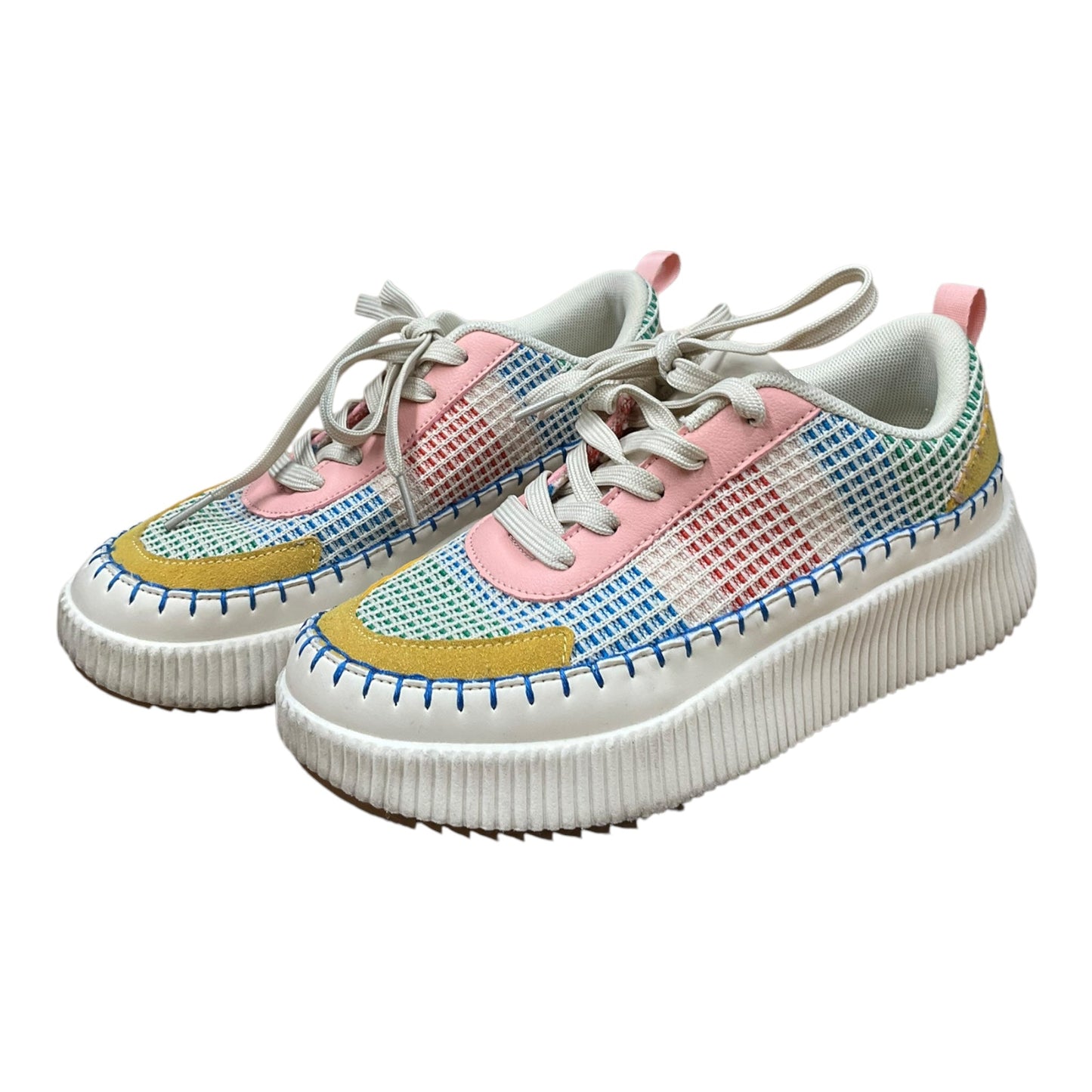 Shoes Sneakers By Clothes Mentor In Multi-colored, Size: 6.5